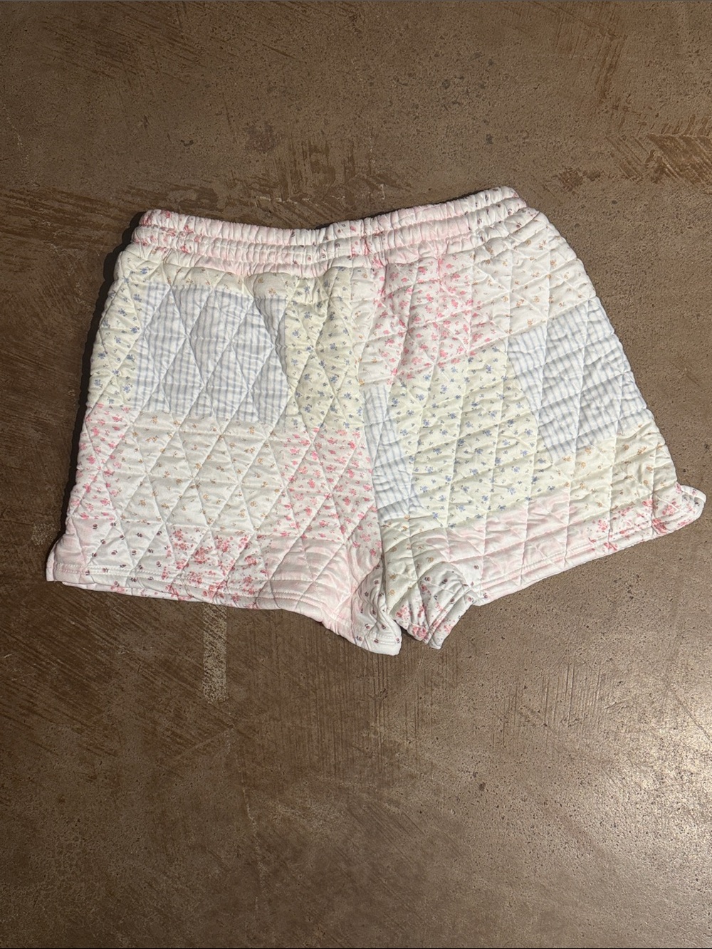 As Revival Quilted Pastel Shorts - Picture 3 of 4